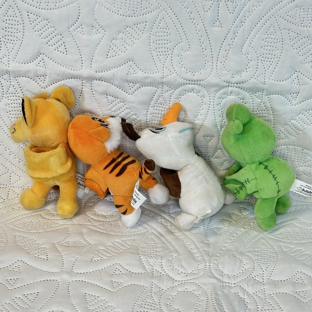 Bullsitoy Disney Slap Bracelets Lot of 4 Olaf Oogie Boogie Aladdin Simba